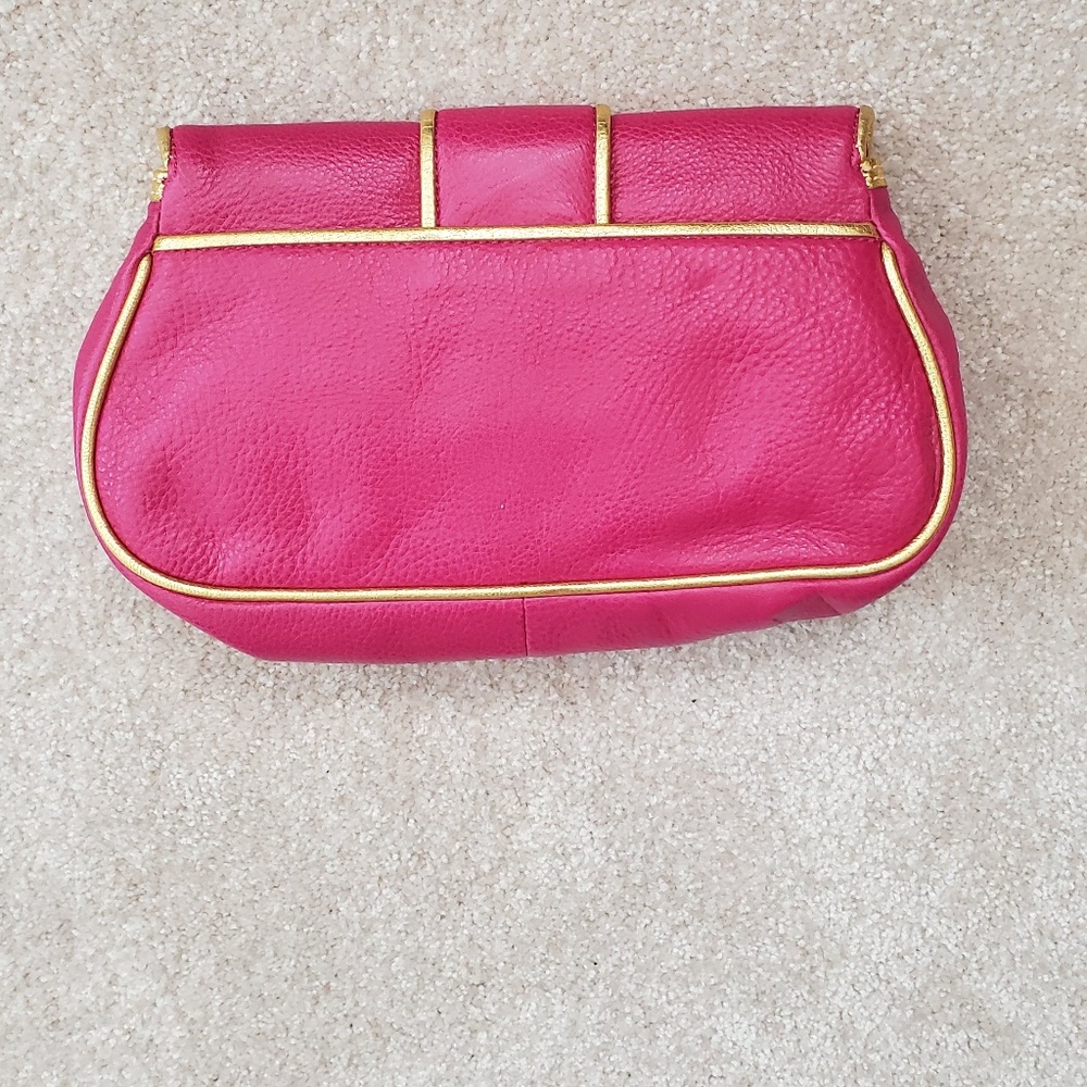 Dooney & Bourke  Hayden Lion Head Clutch Fuschia - Picture 2 of 8